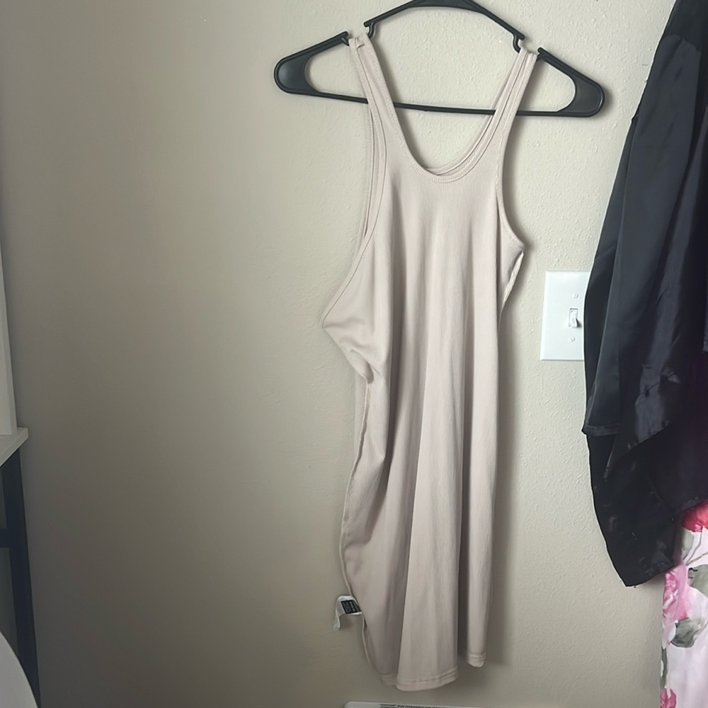 New. Bodycon dress